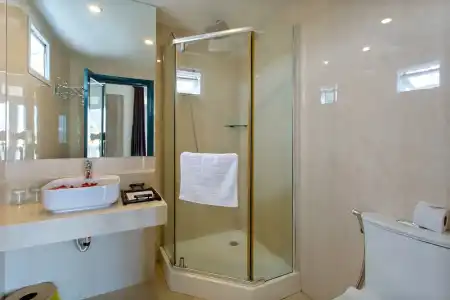 Aurora Riverside and Spa - 31
