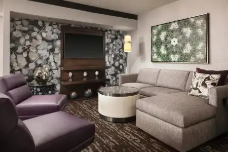 Embassy Suites by Hilton Crystal City National Airport - 79