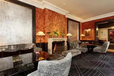 Pavillon de la Reine & Spa, Place des Vosges - 25