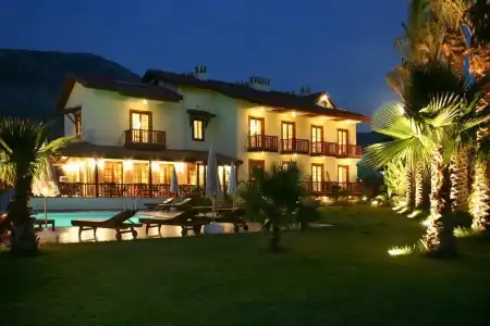 Efe Göcek - 13