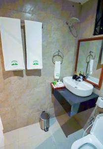 Green Side - 46