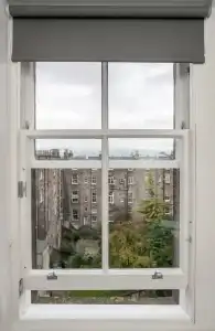Revolver Edinburgh - 170
