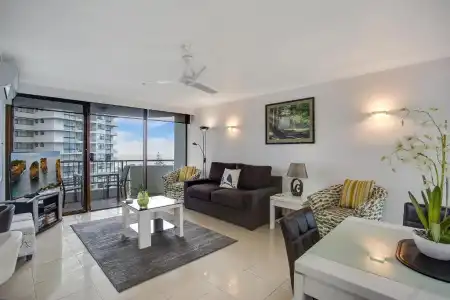 Pacific Resort Broadbeach - 52