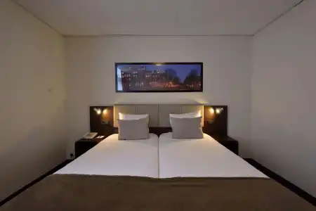 Best Western Dam Square Inn - 28