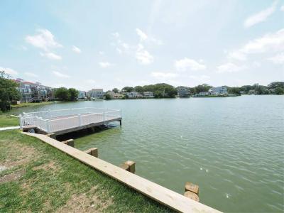 Seashire Inn & Suites - 17