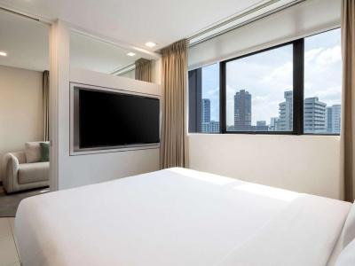 Novotel Living Singapore Orchard - 2