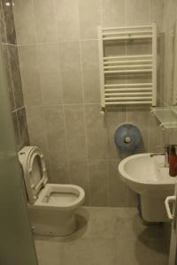 Nobel Hostel Guesthouse - 16