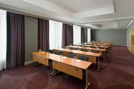 Sheraton Grand Warsaw - 12