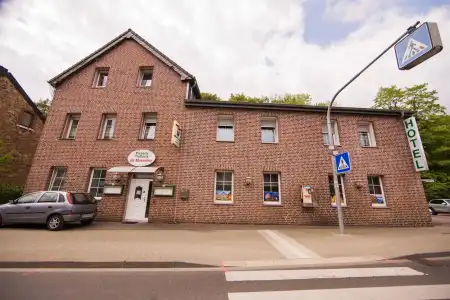 Burghof - 11
