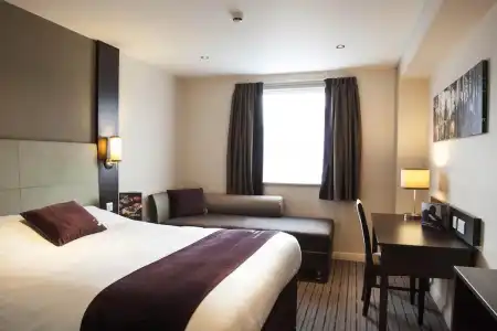 Premier Inn London Tower Bridge - 5