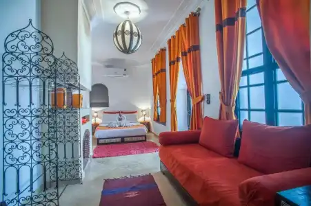 Riad Aliya - 50