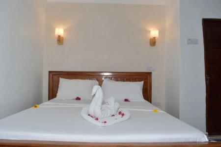 Chukwani Executive Inn - 13
