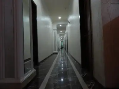 Lux Palace - 9