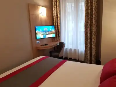 Champerret Elysees - 121