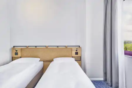 H2 Düsseldorf Seestern - 1
