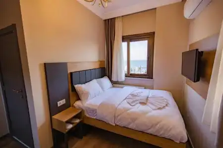 Grand Balyan & Restaurant - 88