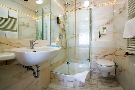 AAAAwelt Kübler - 47