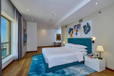 Ramada & Suites by Wyndham Dubai JBR - 90