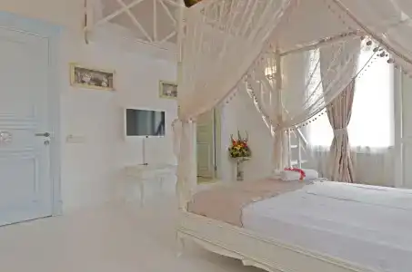 Alacati Roka Tas Otel - 3