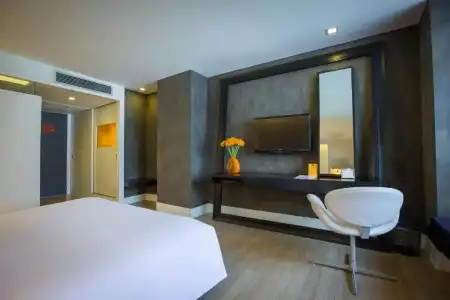 Trinity Silom - 25