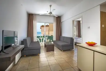 Costantiana Beach Apartments - 33