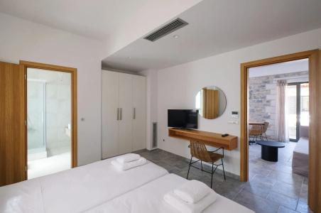 Margo Beach - 113