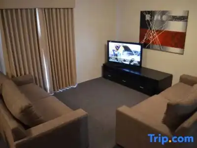 Arkana Motor Inn & Terrace Apartments - 58