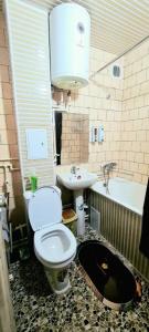 Status House - 18