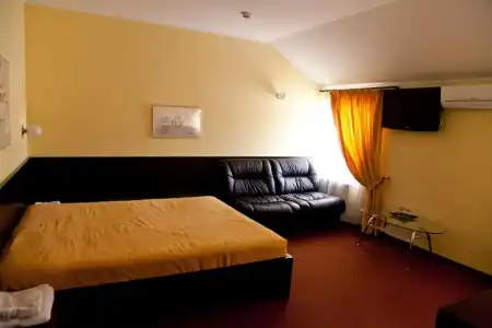 MotelChuk - 25