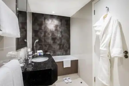 Holiday Inn LONDON - KENSINGTON HIGH ST. by IHG - 55