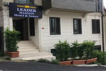 Leader Mansion & Suite - 0
