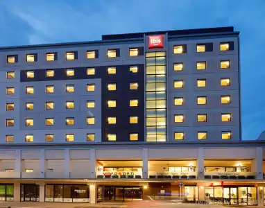ibis Christchurch - 0