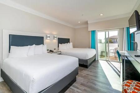 Costa Art Laguna Beach - 30