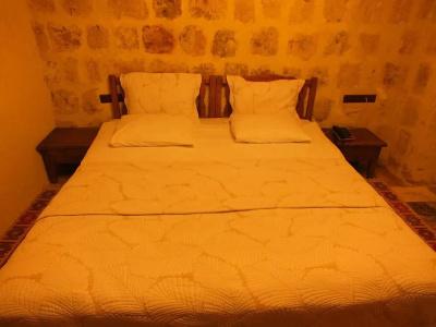 Dilek Tepesi Cave - 15