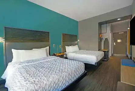 Tru by Hilton Austin Airport, TX - 49
