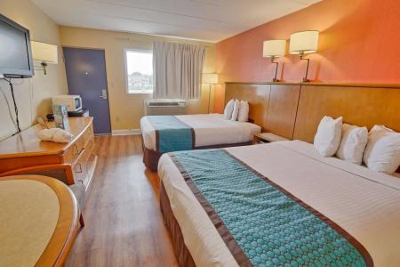 Seashire Inn & Suites - 8