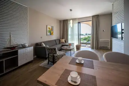 Romance & Family Suites - 133