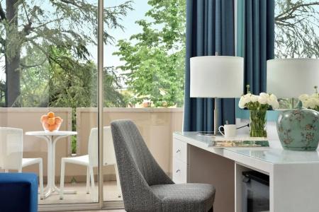 Continental Wellness & Spa - 42