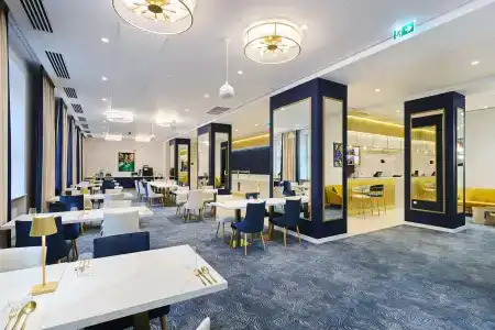 Aiden by Best Western Lodz - 18