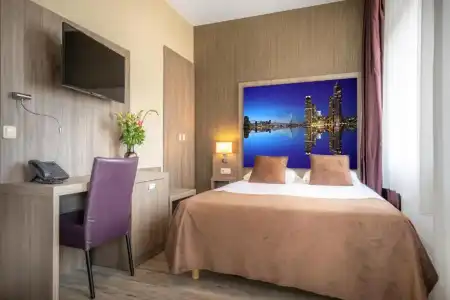 Boutique Milano Rotterdam-Center - 48