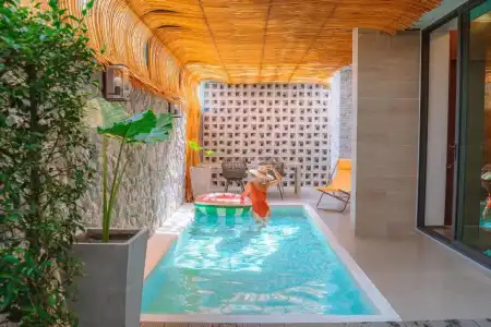 Shan Villas Sukhumvit - 353