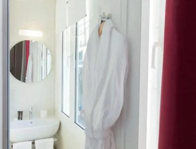 Hôtel Parc Saint Séverin - 54