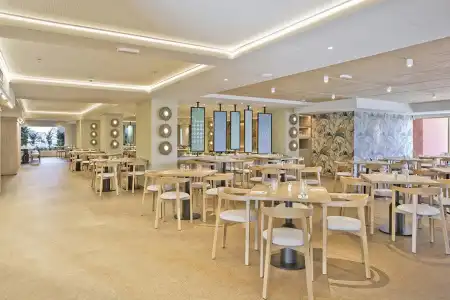 Sunset Beach Club Apartments - 22