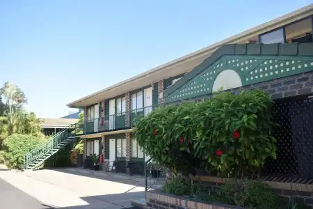 Best Western Cattle City Motor Inn - 61
