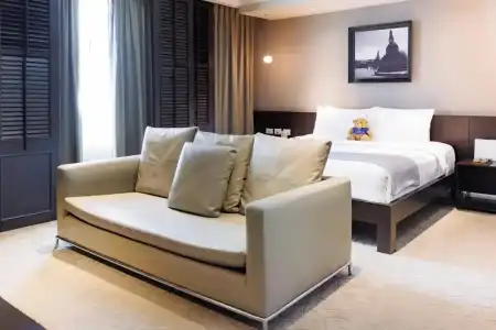 S15 Sukhumvit - 43
