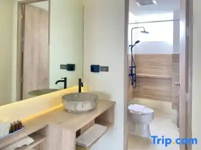 Hub Hua Hin 57 - 56