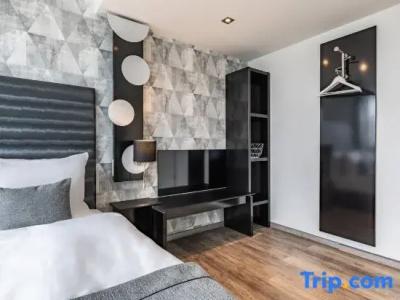 Garner Bremen City by IHG - 32