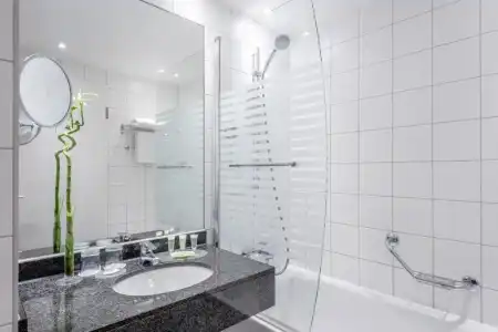 Courtyard by Marriott Munich City Center - 36
