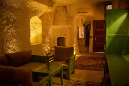 Pome Granate Cave - 27
