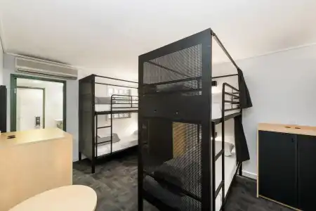 YHA Brisbane City - 10